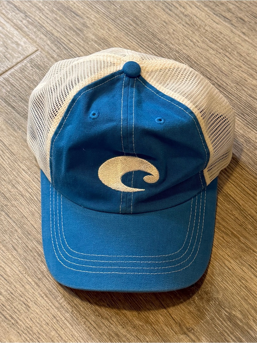 Costa Embroidered Logo White & Blue Mesh Back StrapBack Trucker Hat Fishing